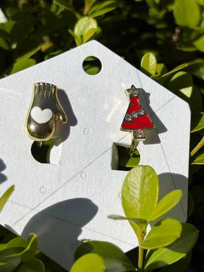 クリスマスのイヤリング-Christmas earrings